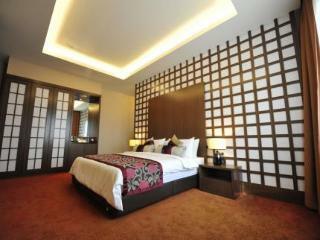 11@Century Hotel جوهر بهرو المظهر الخارجي الصورة